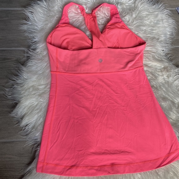 Lululemon tank top - Picture 3 of 3